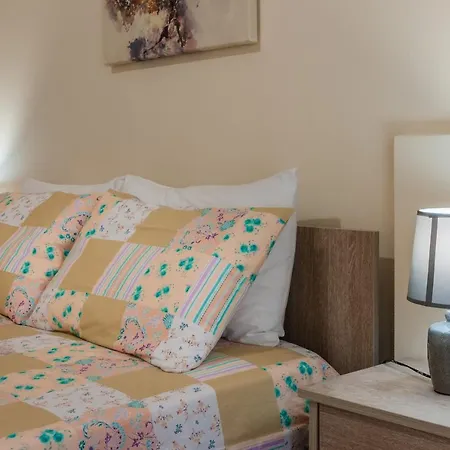 Aloe Villa Ratzaklíon